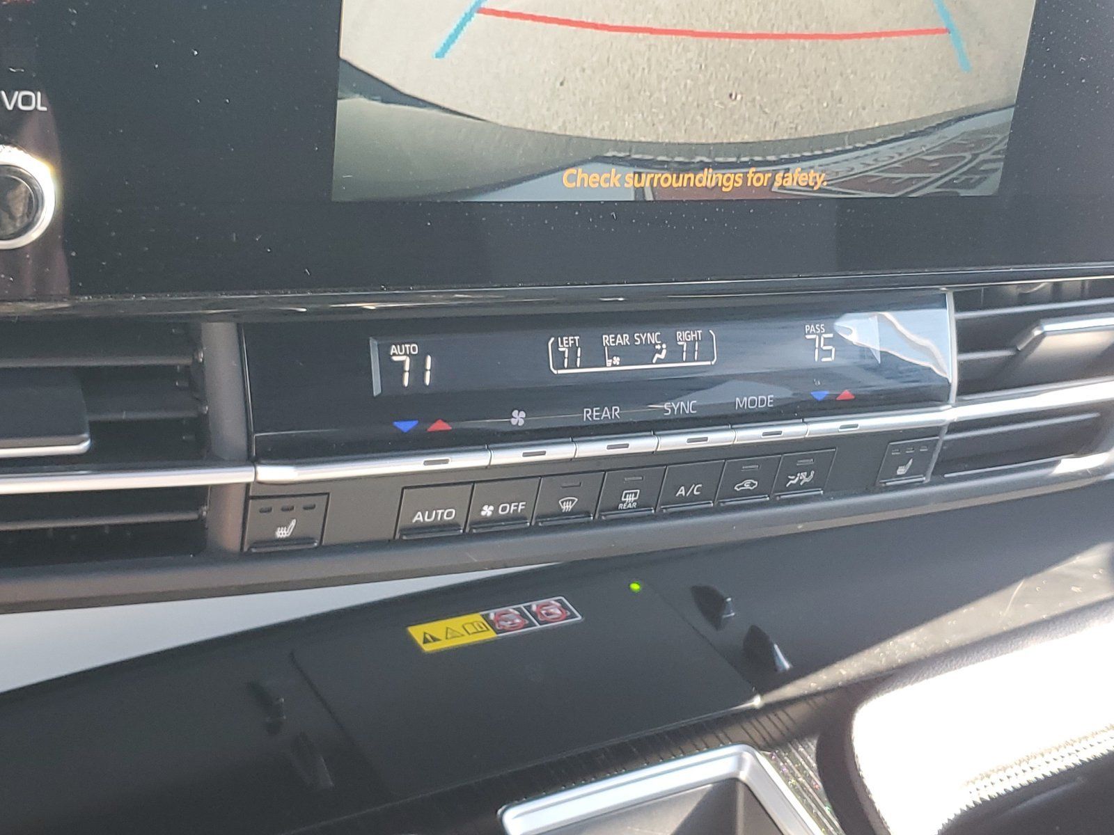 Certified 2025 Toyota Sienna XSE w/ XSE Plus Package AWD/4WD image 28