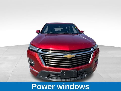 Used 2023 Chevrolet Traverse High Country image 3