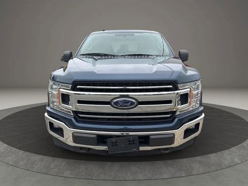Used 2018 Ford F150 XLT AWD/4WD image 2