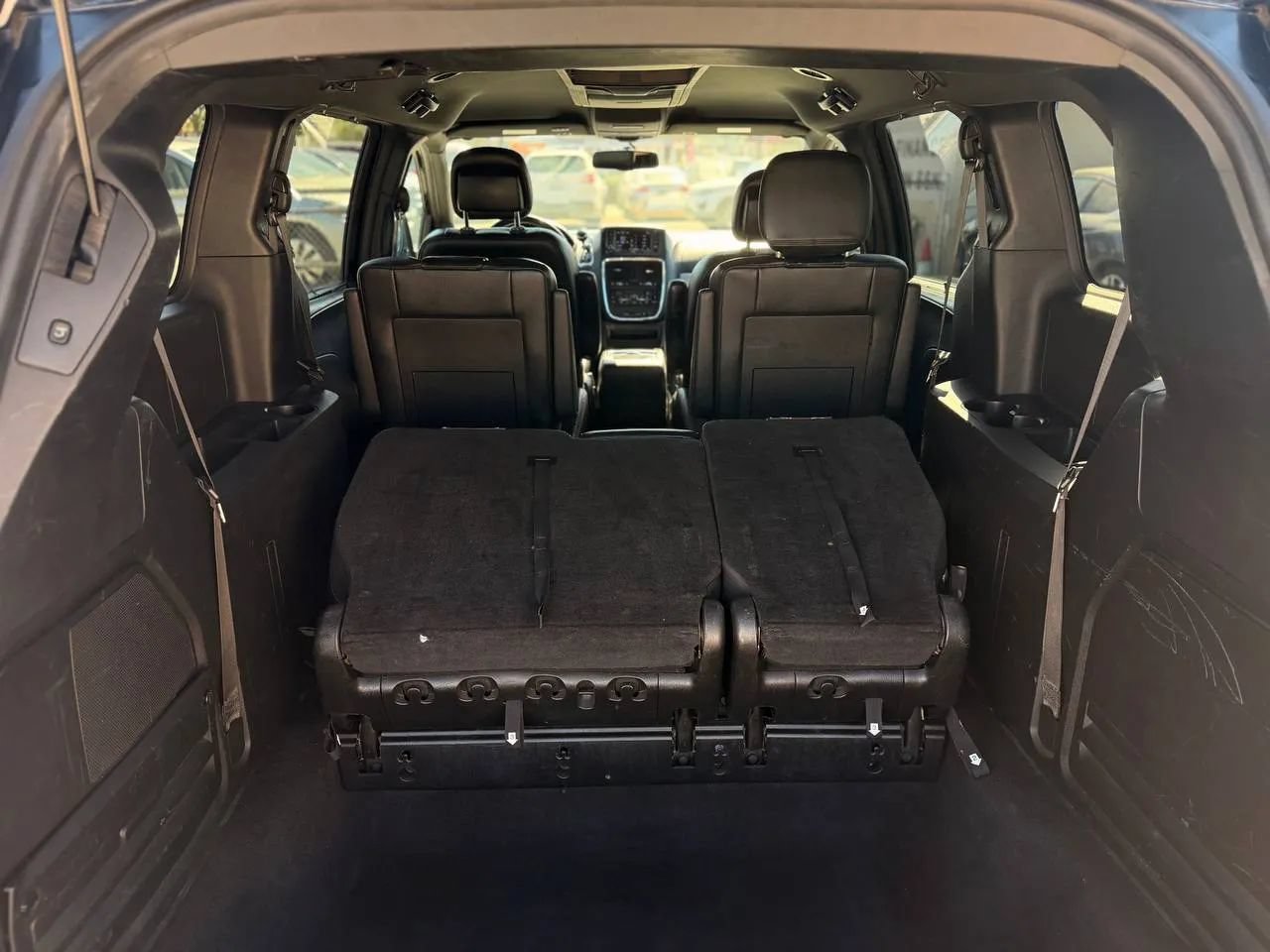 Used 2018 Dodge Grand Caravan GT FWD image 37
