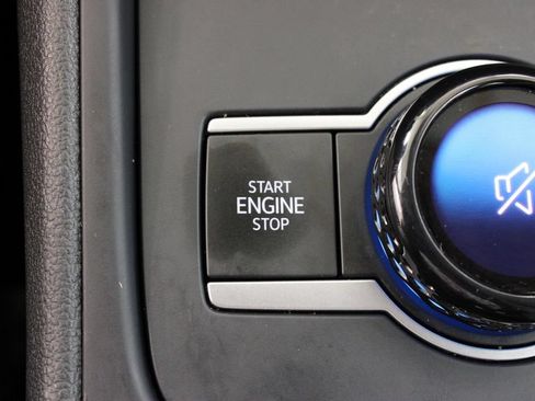 Certified 2026 Volkswagen Tiguan S AWD/4WD image 12