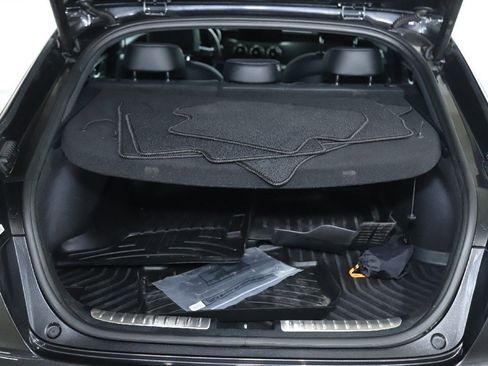 Used 2023 Kia Stinger GT2 image 31