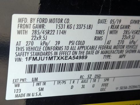 Used 2019 Ford Expedition Platinum image 38