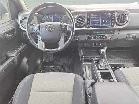 Certified 2022 Toyota Tacoma TRD Off-Road RWD image 10