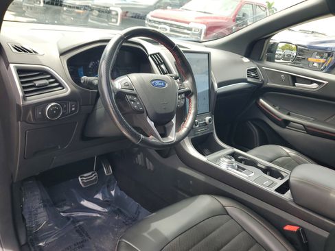 Used 2022 Ford Edge ST-Line image 9