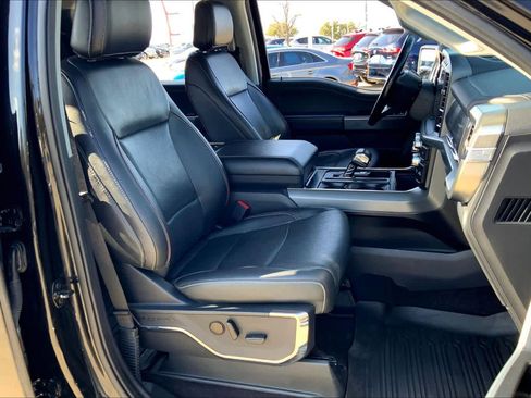 Used 2022 Ford F150 Lariat w/ FX4 Off-Road Package image 8