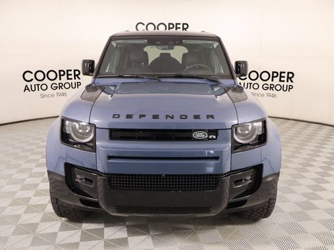Used 2025 Land Rover Defender 110 X-Dynamic SE AWD/4WD image 10