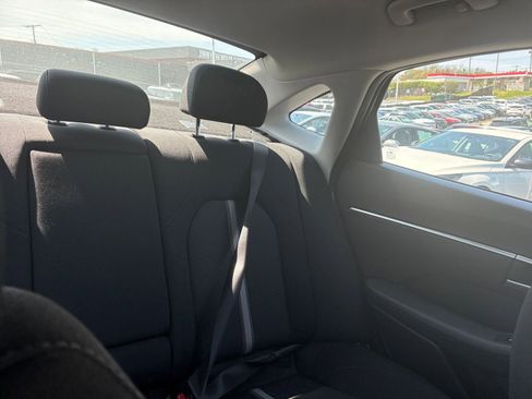 Used 2025 Hyundai Sonata SEL FWD image 32