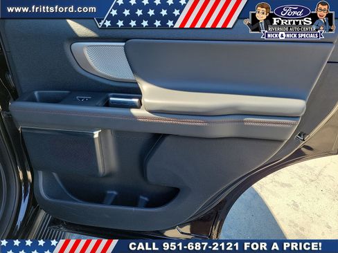 Certified 2025 Ford Expedition Active AWD/4WD image 18
