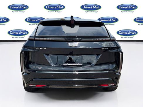 Used 2023 Cadillac Lyriq 2WD image 6