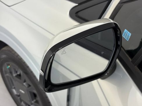 New 2026 Kia Carnival EX FWD image 13