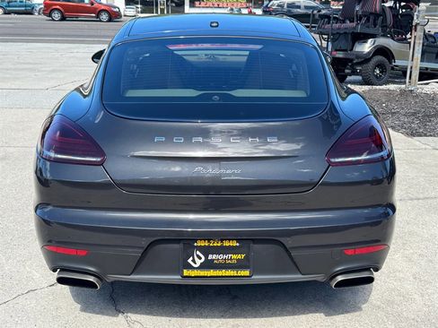 Used 2014 Porsche Panamera image 6