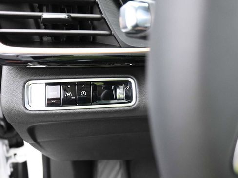 New 2025 Buick Envision Sport Touring image 13