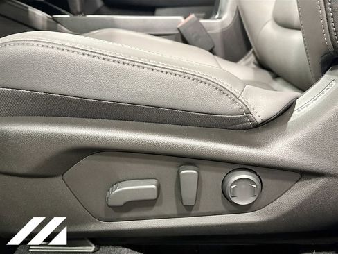 New 2026 Subaru Outback Limited AWD/4WD image 21