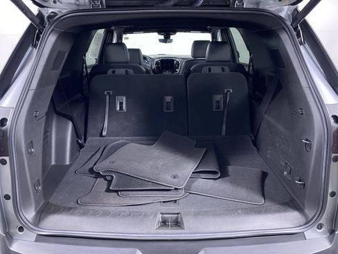 Certified 2023 Chevrolet Traverse RS image 15