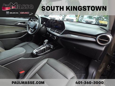 Used 2024 Chevrolet Trax ACTIV w/ Driver Confidence Package FWD image 26