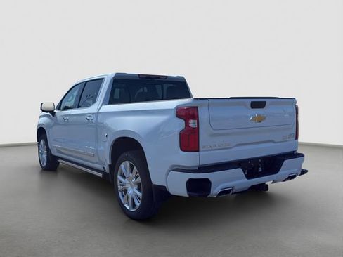 New 2026 Chevrolet Silverado 1500 High Country AWD/4WD image 4