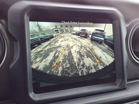 Used 2022 Jeep Wrangler Unlimited Sport image 7