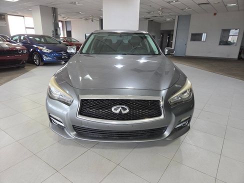 Used 2015 INFINITI Q50 w/ Moonroof Package RWD image 2