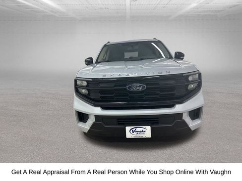 Used 2025 Ford Expedition Max Active AWD/4WD image 5