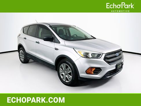 Used 2017 Ford Escape S image 1