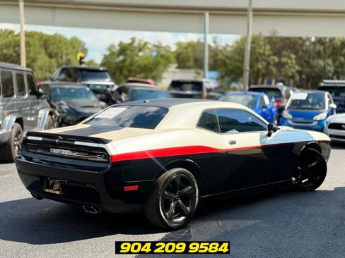 Used 2013 Dodge Challenger R/T Plus RWD image 10