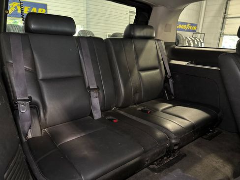 Used 2012 Chevrolet Tahoe LTZ AWD/4WD image 17