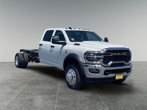New 2026 RAM 5500 Tradesman w/ Chrome Appearance Group RWD image 7