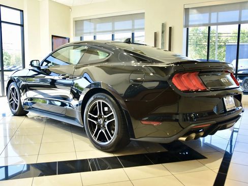 Used 2022 Ford Mustang GT Premium w/ Ford Safe & Smart Package image 4