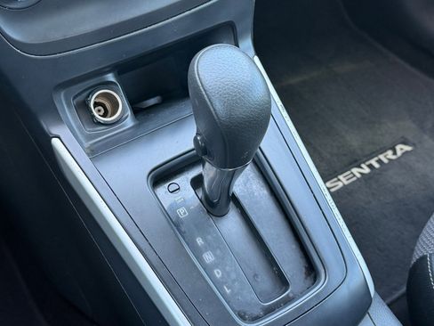 Used 2019 Nissan Sentra S FWD image 24