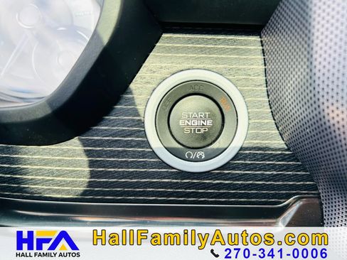 Used 2019 RAM 1500 Limited w/ Advanced Safety Group AWD/4WD image 32