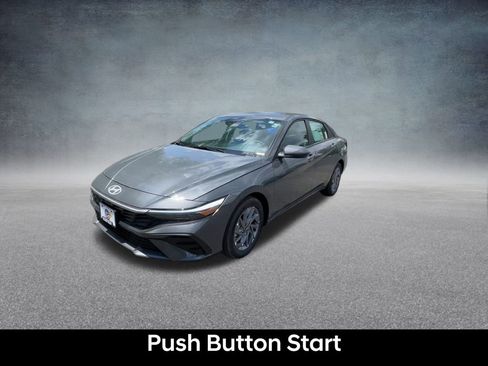 Certified 2025 Hyundai Elantra Hybrid FWD image 7