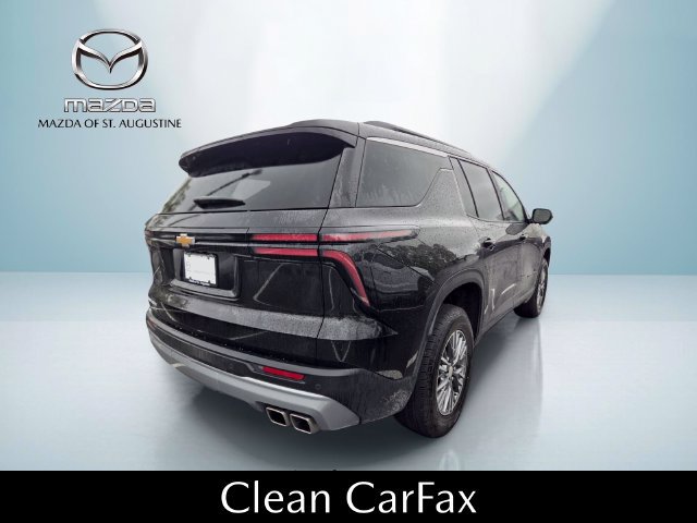 Used 2026 Chevrolet Traverse LT FWD image 4