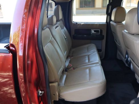 Used 2014 Ford F150 Lariat w/ Equipment Group 502A Luxury AWD/4WD image 21