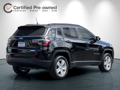 Certified 2022 Jeep Compass Latitude AWD/4WD image 4