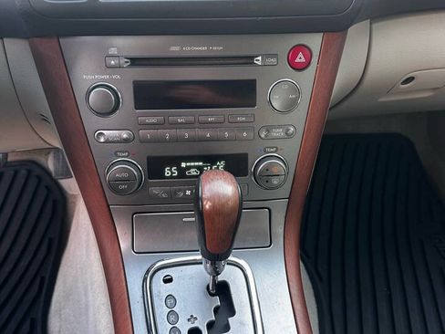 Used 2005 Subaru Outback 2.5XT Limited image 18