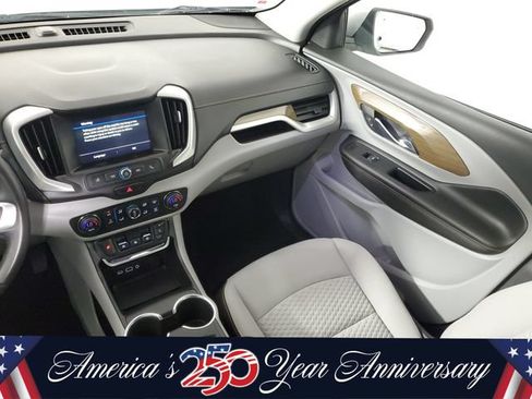 Used 2019 GMC Terrain SLE w/ Driver Convenience Package FWD image 16