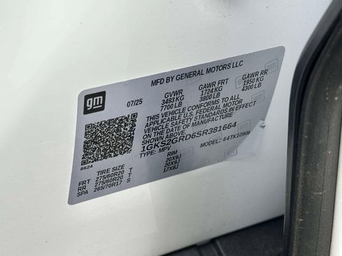 Used 2025 GMC Yukon XL Elevation w/ Technology Package AWD/4WD image 21