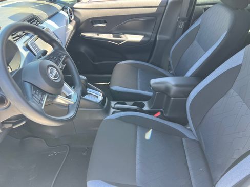 Used 2025 Nissan Versa SV w/ Trunk Package FWD image 14