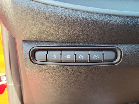 Used 2024 FIAT 500 e (RED) image 38