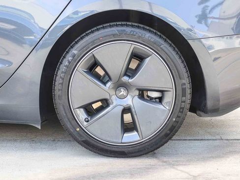 Used 2023 Tesla Model 3 Standard Range RWD image 13