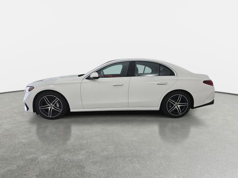 Used 2025 Mercedes-Benz E 350 Sedan image 8
