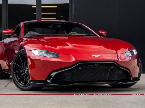 Used 2020 Aston Martin V8 Vantage Coupe RWD image 5