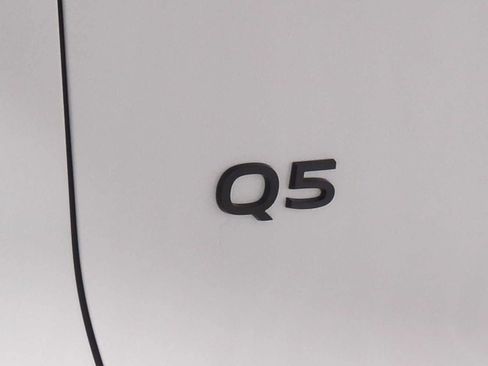 New 2025 Audi Q5 Premium image 6