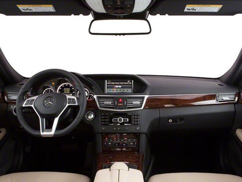 Used 2013 Mercedes-Benz E 350 Sedan image 7