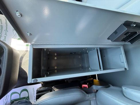 Used 2016 Ford Transit 250 148 Medium Roof RWD image 26