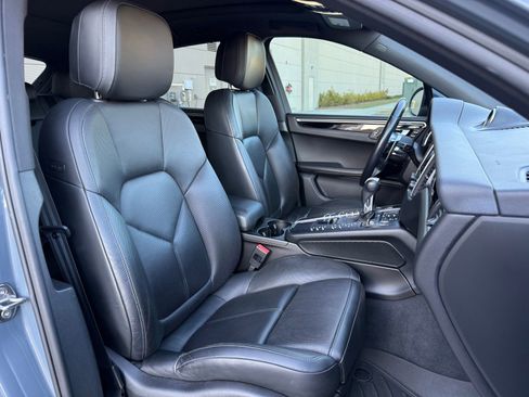 Used 2017 Porsche Macan S image 36