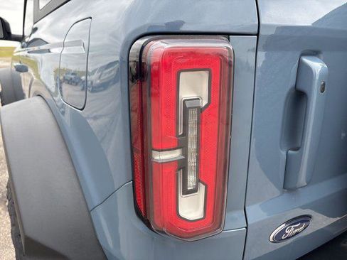 Used 2023 Ford Bronco Outer Banks w/ Sasquatch Package AWD/4WD image 11