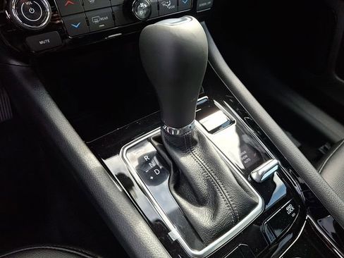 New 2026 Jeep Compass Limited AWD/4WD image 17