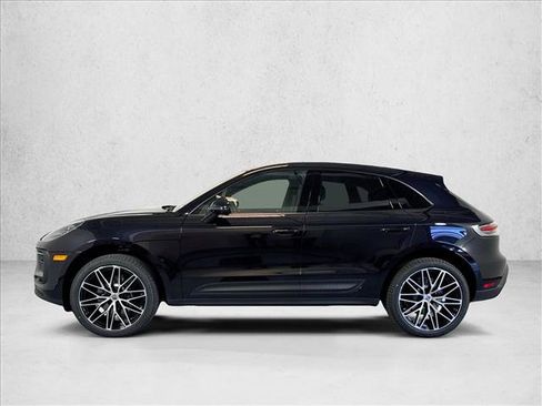 Used 2026 Porsche Macan AWD/4WD image 2